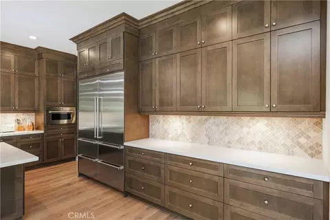 Kitchen - 66 Eider Run, Irvine, CA 92618 photo 7 of 10
