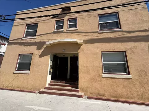 Exterior - 617 W 3rd St, Long Beach, CA 90802 photo 8 of 20
