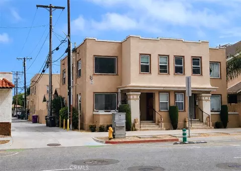 617 W 3rd St, Long Beach, CA 90802