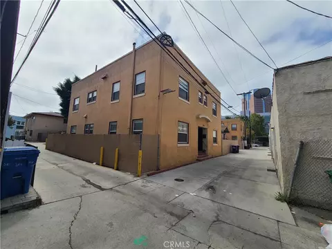 Exterior - 617 W 3rd St, Long Beach, CA 90802 photo 17 of 20