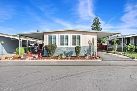 2851 S La Cadena Dr #22, Colton, CA 92324