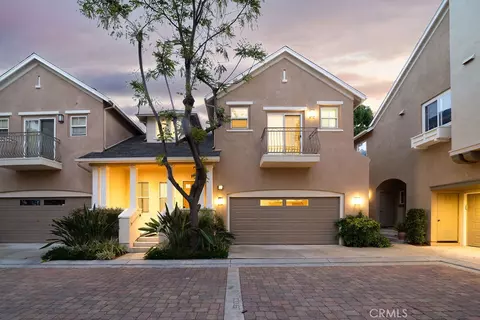 30 Burlingame, Irvine, CA 92602