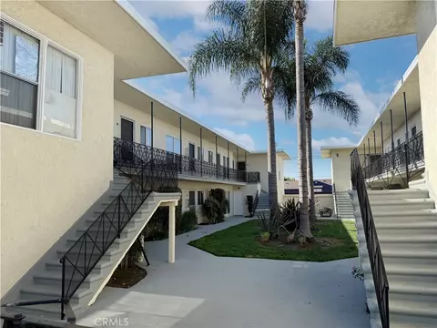 Exterior - 7306 Neo St, Downey, CA 90241 photo 3 of 7