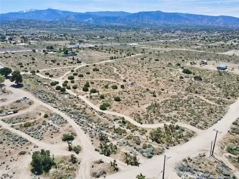 0 White Fox, Phelan, CA 92371 photo 2