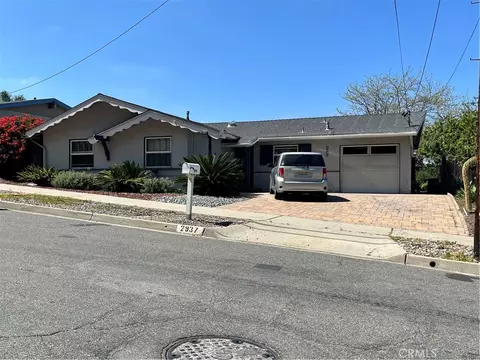 2937 E Barnwell St, Oceanside, CA 92054