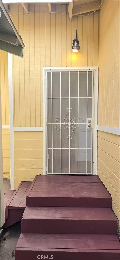 Exterior - 1060 Cherry, Long Beach, CA 90813 photo 7 of 9
