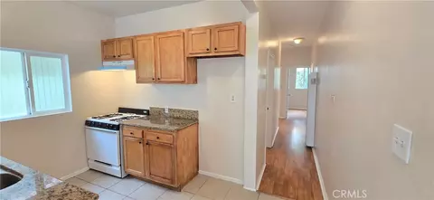 Entry Way - 1060 Cherry, Long Beach, CA 90813 photo 3 of 6