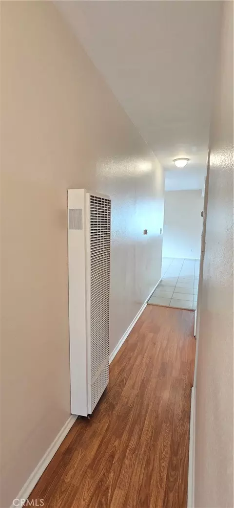 Entry Way - 1060 Cherry, Long Beach, CA 90813 photo 5 of 6