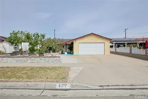5317 W Henderson Pl, Santa Ana, CA 92704