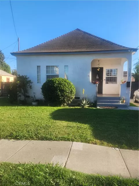 9722 Walnut St, Bellflower, CA 90706