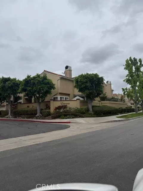 2452 Paseo Circulo, Tustin, CA 92782