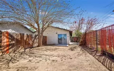 Exterior - 16010 Olive, Hesperia, CA 92345 photo 2 of 2