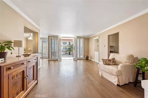 Living - 2772 E 2nd St #A2, Long Beach, CA 90803 photo 2 of 6