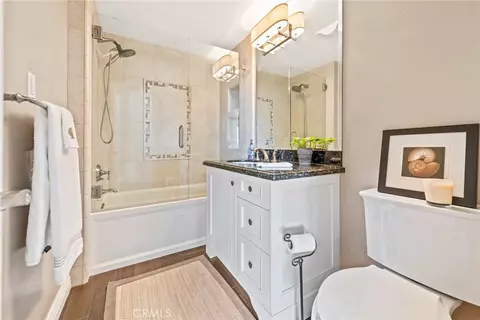 Bath - 2772 E 2nd St #A2, Long Beach, CA 90803 photo 3 of 3