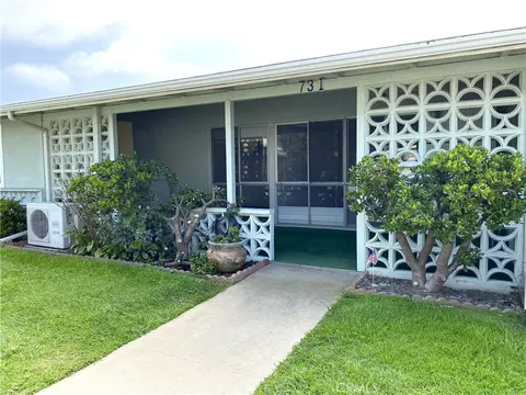 1361 Weeburn Rd M4-73i, Seal Beach, CA 90740