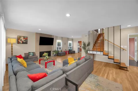 134 Bennett, Long Beach, CA 90803