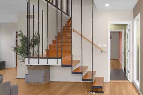 Entry Way - 134 Bennett, Long Beach, CA 90803 photo 1 of 1