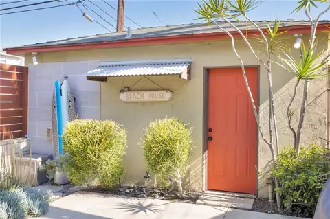 Exterior - 134 Bennett, Long Beach, CA 90803 photo 8 of 10