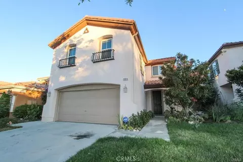 Exterior - 19914 Christopher, Saugus, CA 91350 photo 2 of 8