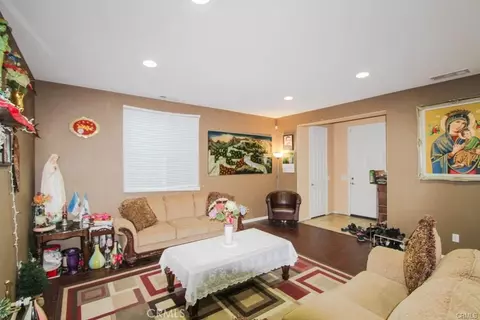 Other - 19914 Christopher, Saugus, CA 91350 photo 3 of 11