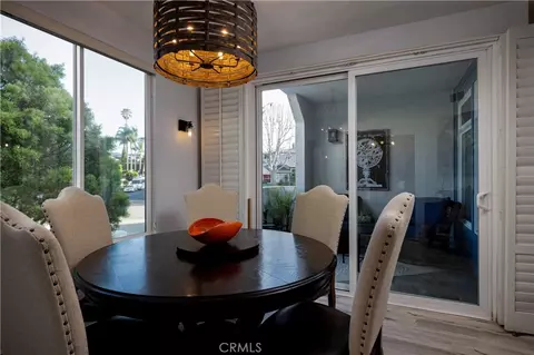 Dining - 4713 E 4th St, Long Beach, CA 90814 photo 2 of 2