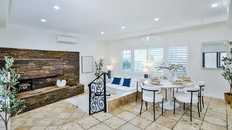 Dining - 4704 E Centralia St, Long Beach, CA 90808 photo 1 of 1