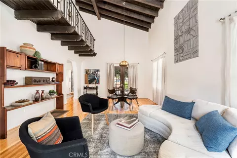 4252 S Norton, Los Angeles, CA 90008