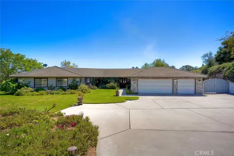 1923 Vista Del Norte, Fallbrook, CA 92028