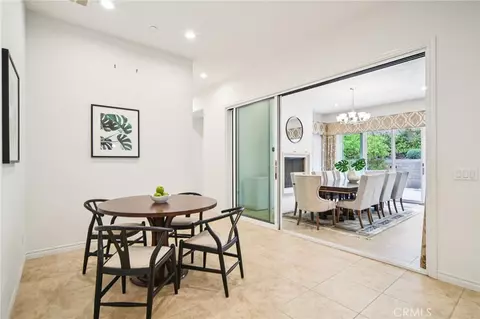 Dining - 103 Praire Rose, Irvine, CA 92618 photo 2 of 4