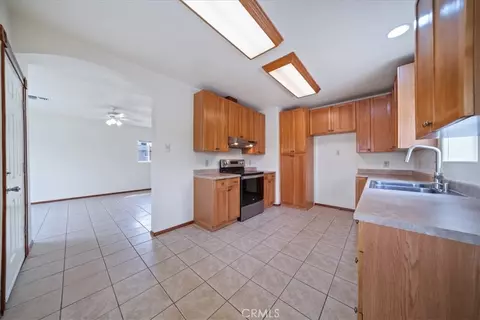 Kitchen - 610 Quivera, Needles, CA 92363 photo 3 of 8