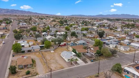 View/Area - 610 Quivera, Needles, CA 92363 photo 3 of 11