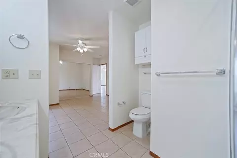 Bath - 610 Quivera, Needles, CA 92363 photo 5 of 8