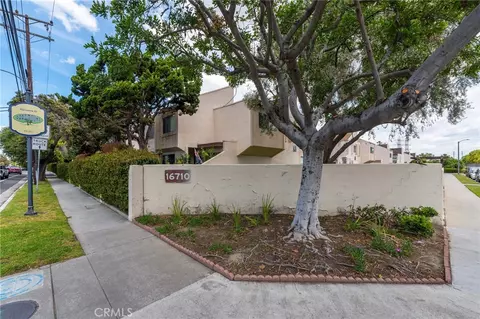 Exterior - 16710 Orange Ave #A1, Paramount, CA 90723 photo 10 of 10