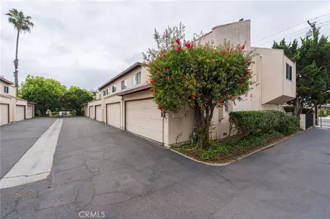 Exterior - 16710 Orange Ave #A1, Paramount, CA 90723 photo 4 of 10