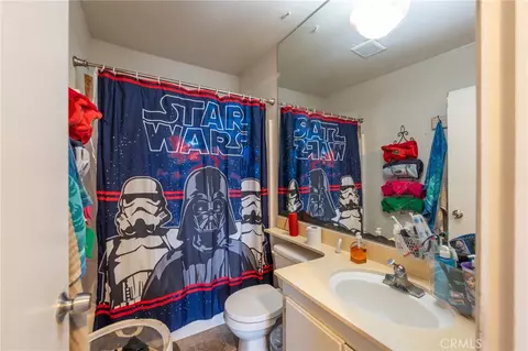 Bath - 16710 Orange Ave #A1, Paramount, CA 90723 photo 2 of 3