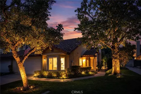 6028 E Montefino Ln, Anaheim, CA 92807