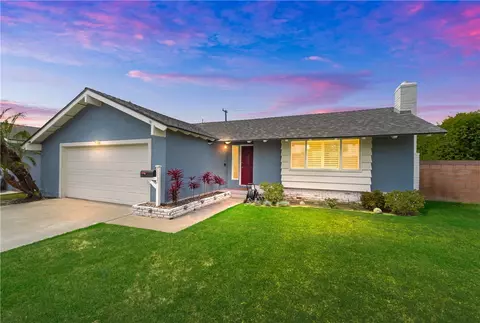 11631 New Zealand St, Cypress, CA 90630