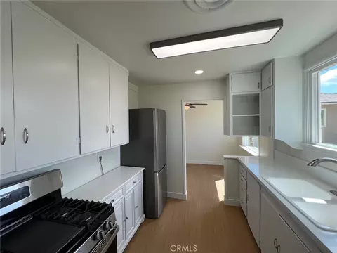 15683 Fir, Hesperia, CA 92345 photo 2