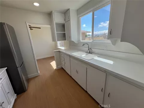 15683 Fir, Hesperia, CA 92345 photo 4