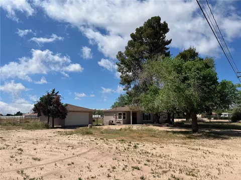 15683 Fir, Hesperia, CA 92345 photo 29