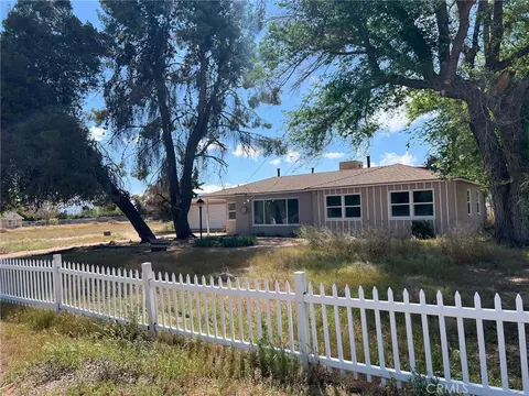 15683 Fir, Hesperia, CA 92345 photo 9