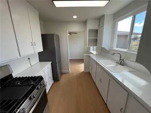15683 Fir, Hesperia, CA 92345 photo 8