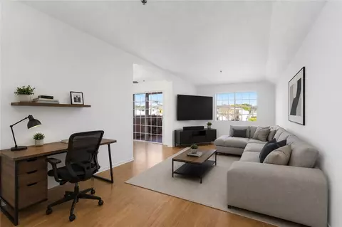 409 Utica #C-29, Huntington Beach, CA 92648