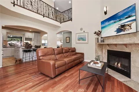 Living - 4326 E Vista St, Long Beach, CA 90803 photo 3 of 3