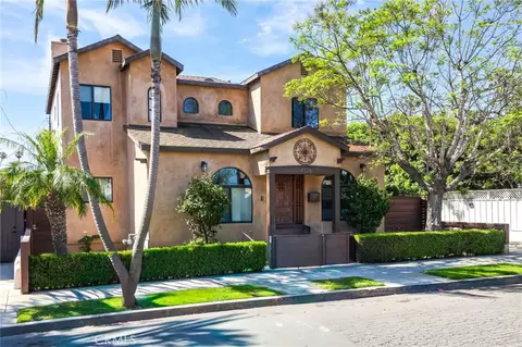 Exterior - 4326 E Vista St, Long Beach, CA 90803 photo 2 of 7