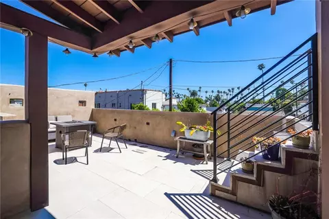 Exterior - 4326 E Vista St, Long Beach, CA 90803 photo 6 of 7