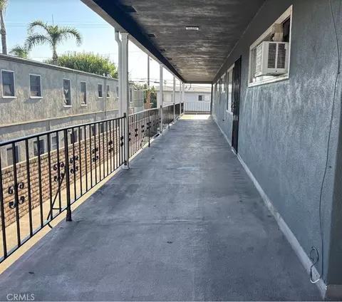 1021 Pacific, Long Beach, CA 90813 photo 3