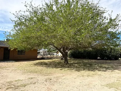 Exterior - 19145 Sheffield St, Hesperia, CA 92345 photo 2 of 8