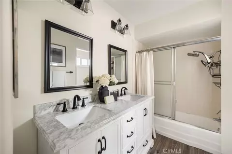 Bath - 2748 E Dorothy, Orange, CA 92869 photo 1 of 4