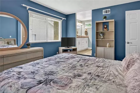 Bedroom - 25 Cheyenne, Irvine, CA 92604 photo 2 of 2